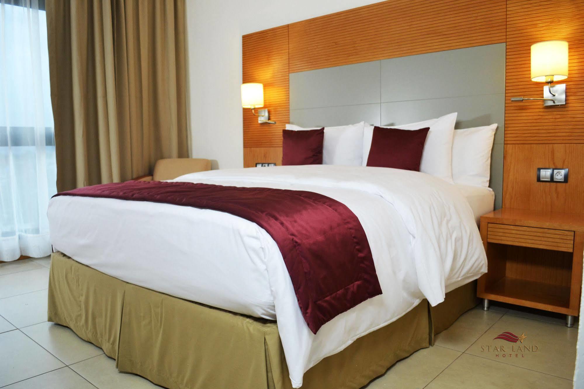 Star Land Hotel Bonapriso ドゥアラ エクステリア 写真